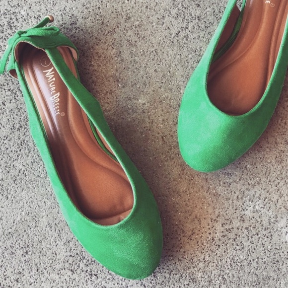 Nature Breeze Wine Suede Open Side Ballerina Flats - Picture 5 of 8